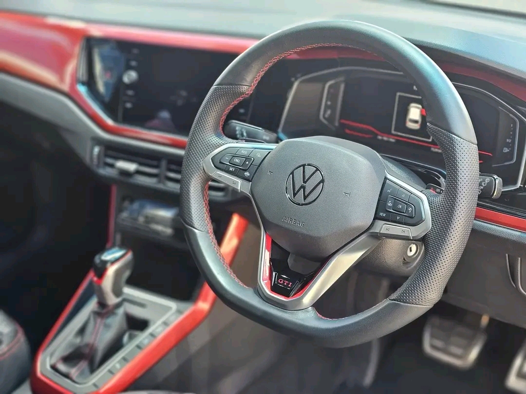 
								VW Polo GTI DSG full									